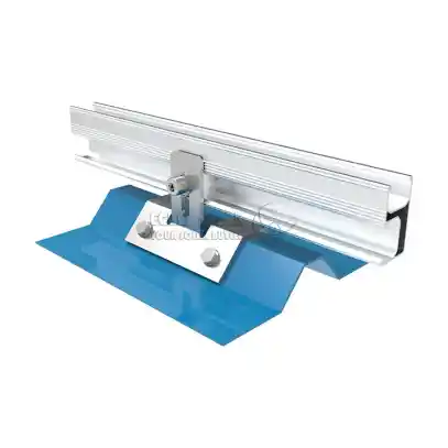 Затискач для кріплення сонячних панелей на даху